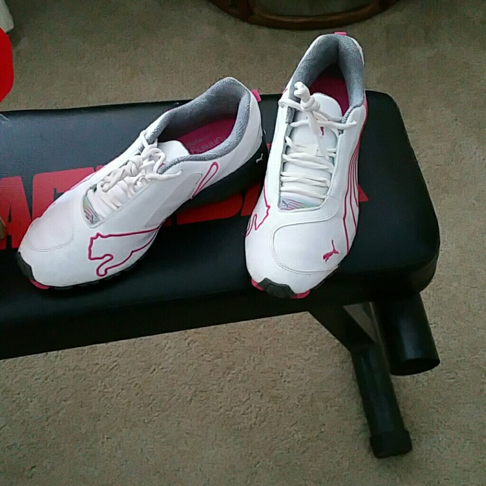 Shoes - Picture 3 of 3